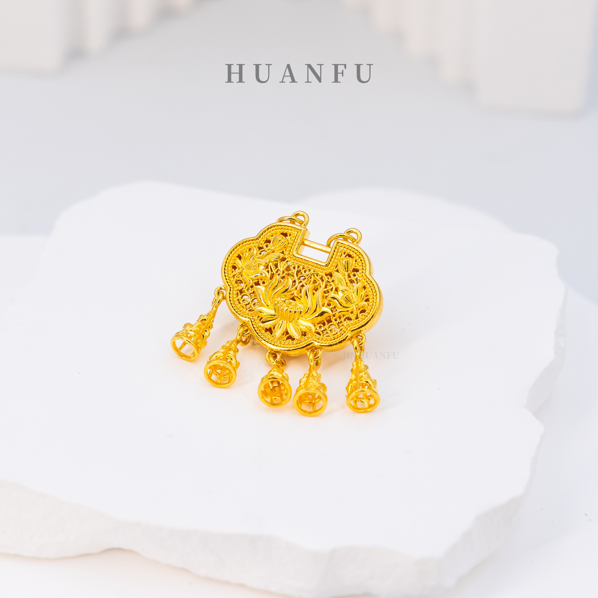 吊坠足银 吊坠足银 莲华流苏锁吊坠厚包工艺 民族锁挂坠 民族风