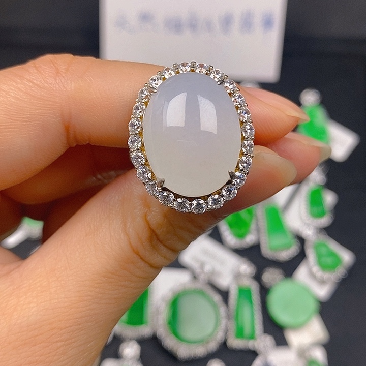 恰***变银S925镶嵌戒指翡翠