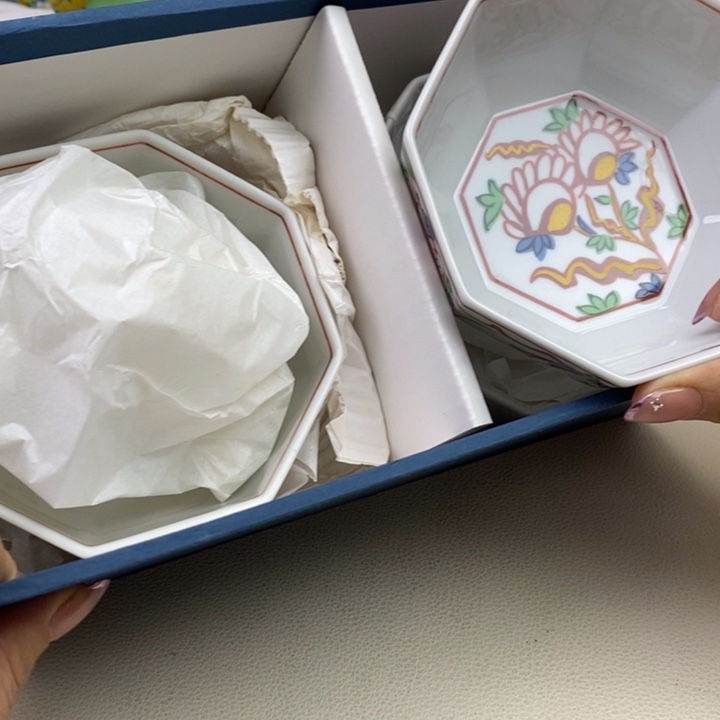 戴***红侯姐瓷器茶具杯子碗钵盘子