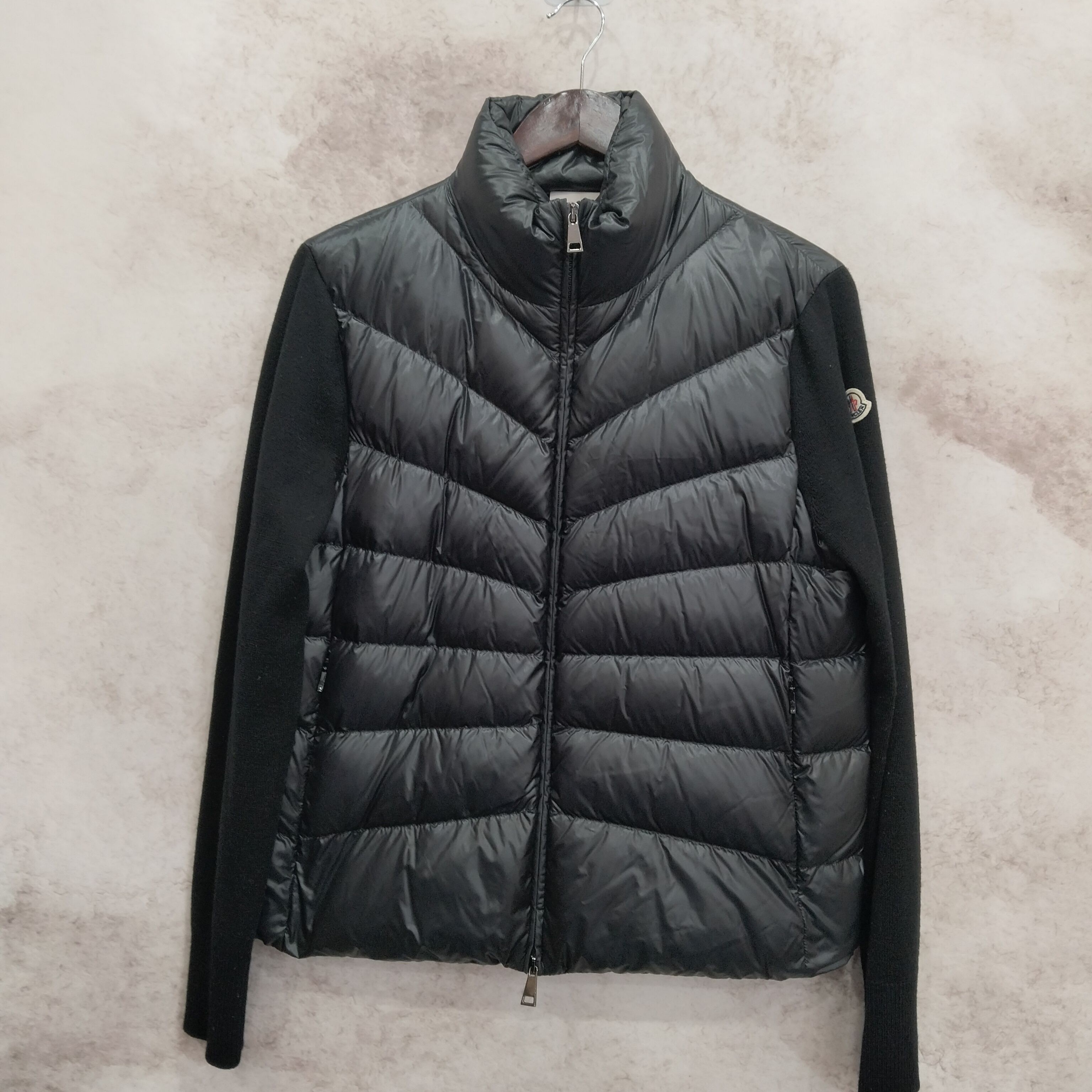 99新 MONCLER 盟可睐   Cardigan系列羽绒服  S码/6642