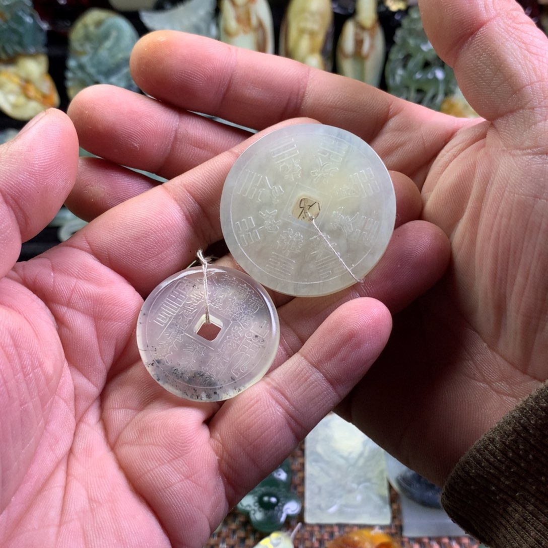 岫玉颈饰未镶嵌鹤*