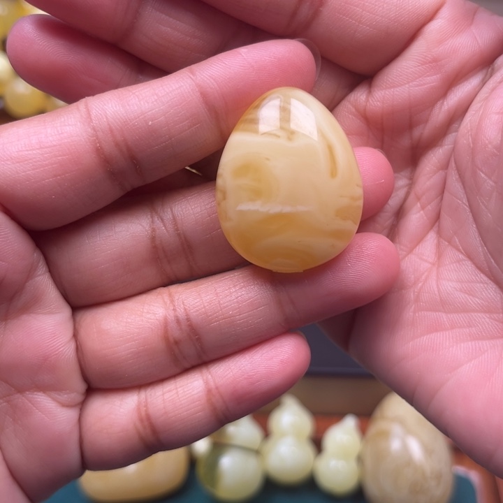 琥珀未镶嵌珠宝奇石M69号妖花