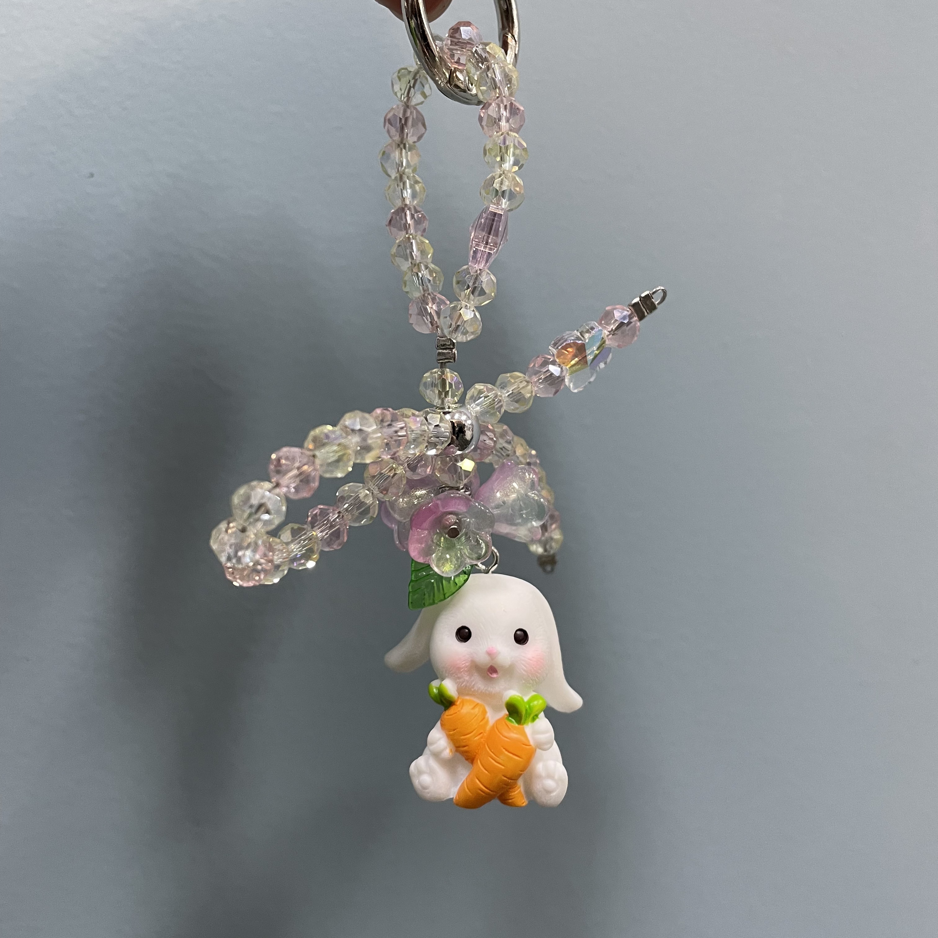 重工蝴蝶结萝卜兔手机坠E278