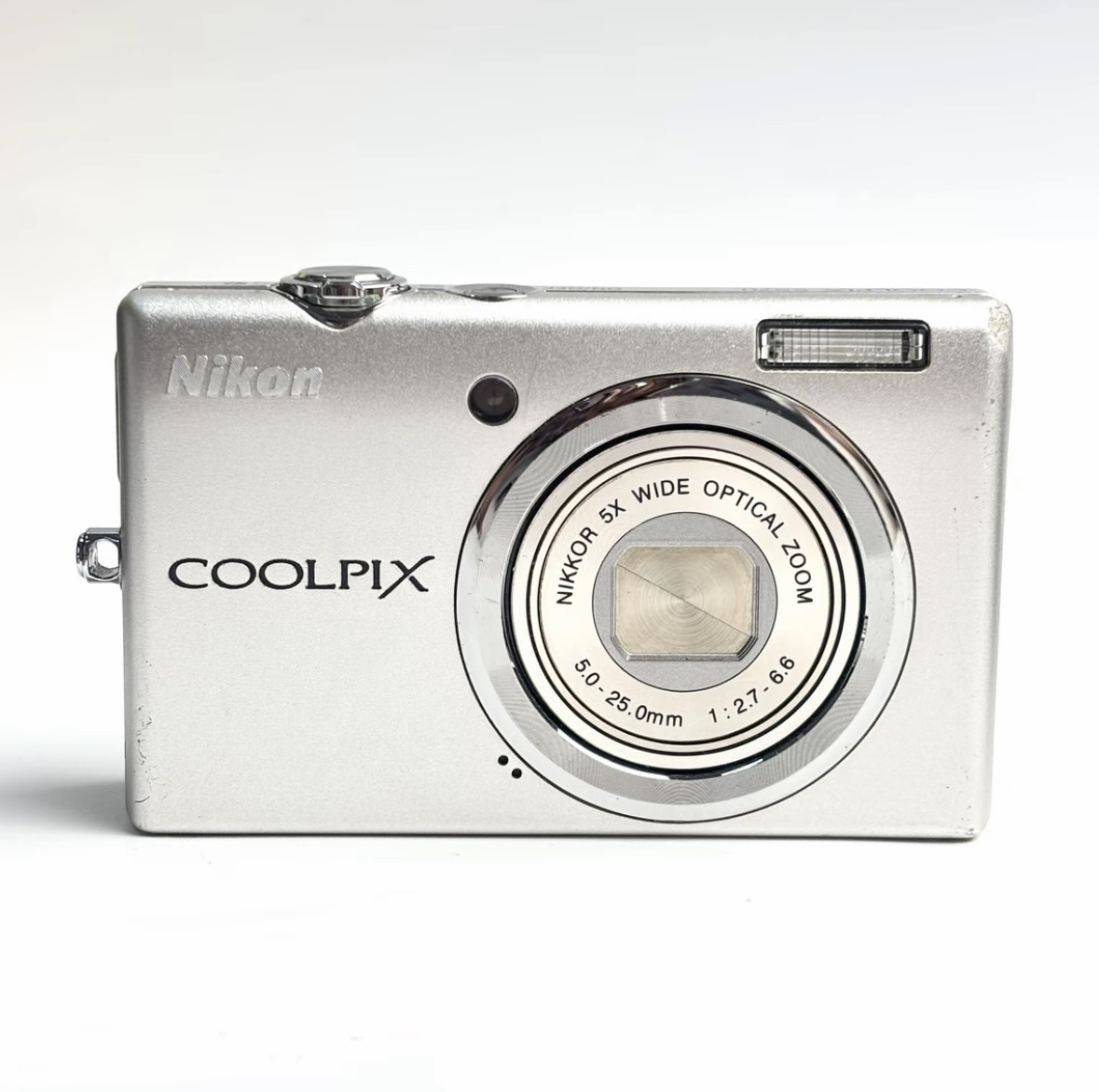 95新 Nikon/尼康 s570银色1200万像素五倍变焦数码相机