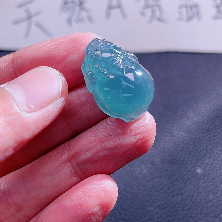 翡翠颈饰未镶嵌99999999