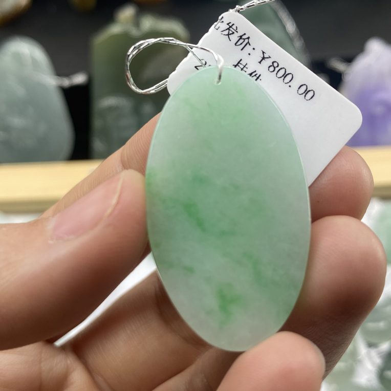 天然缅甸A货翡翠挂件