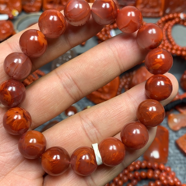 南红玛瑙手串未镶嵌12+’mm