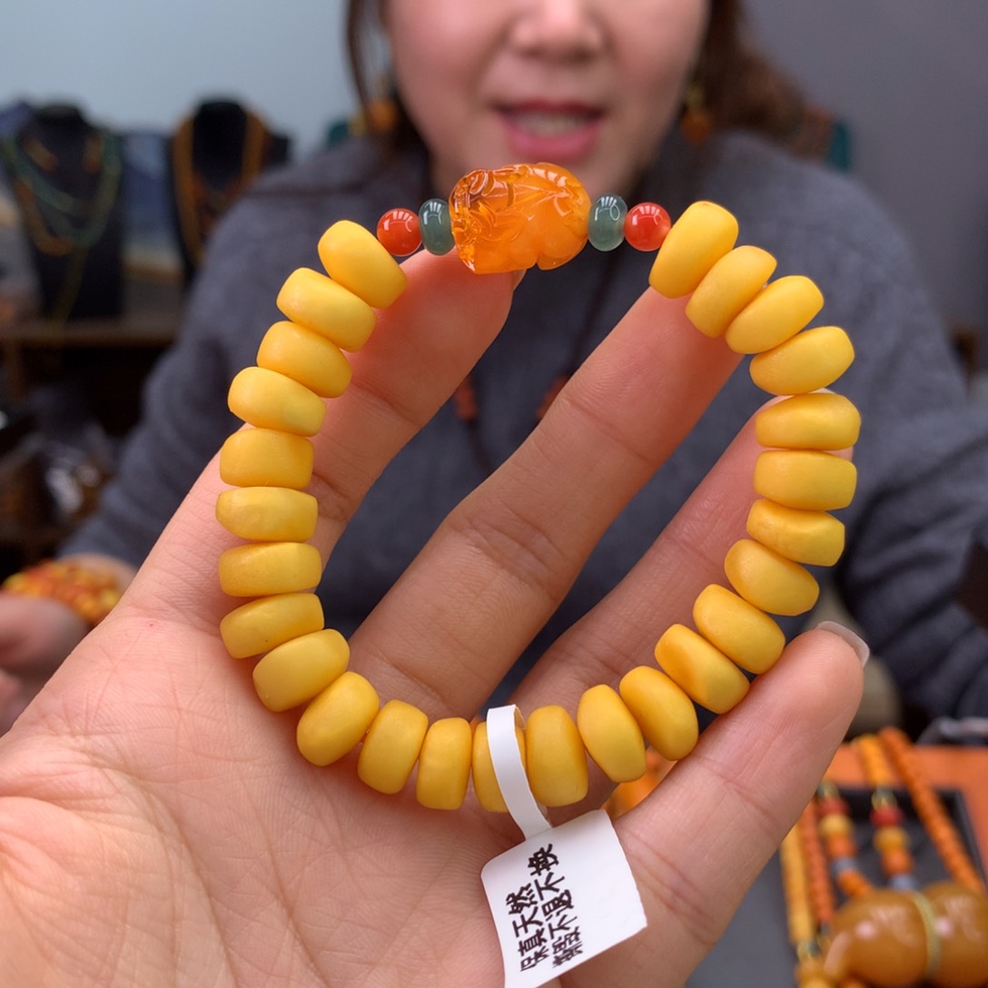 蜜蜡手串未镶嵌天然