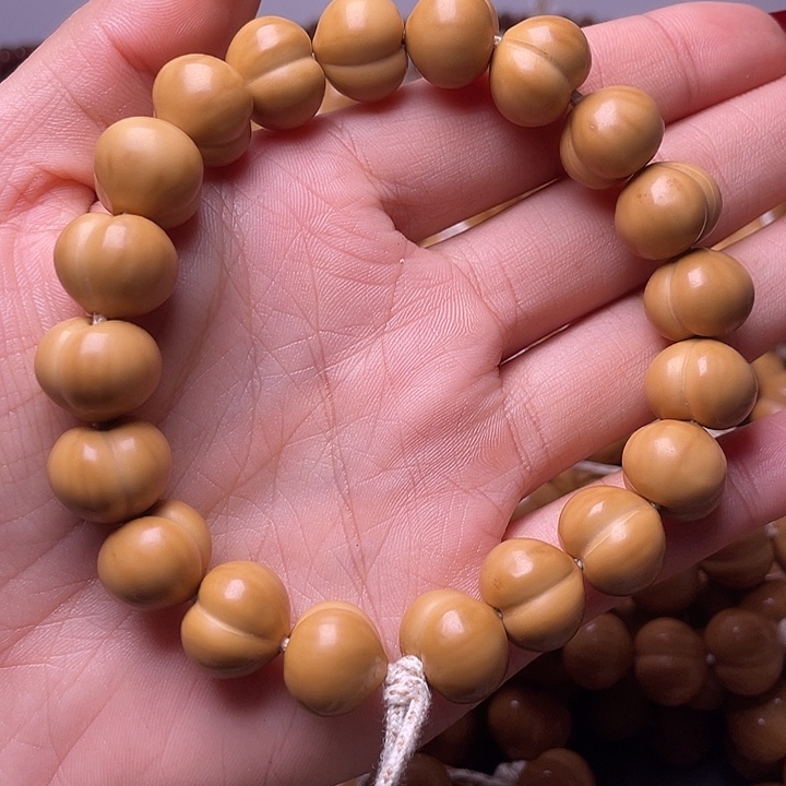 手串猴头核桃14尺寸镜面柯基屁桃手持全品无暇