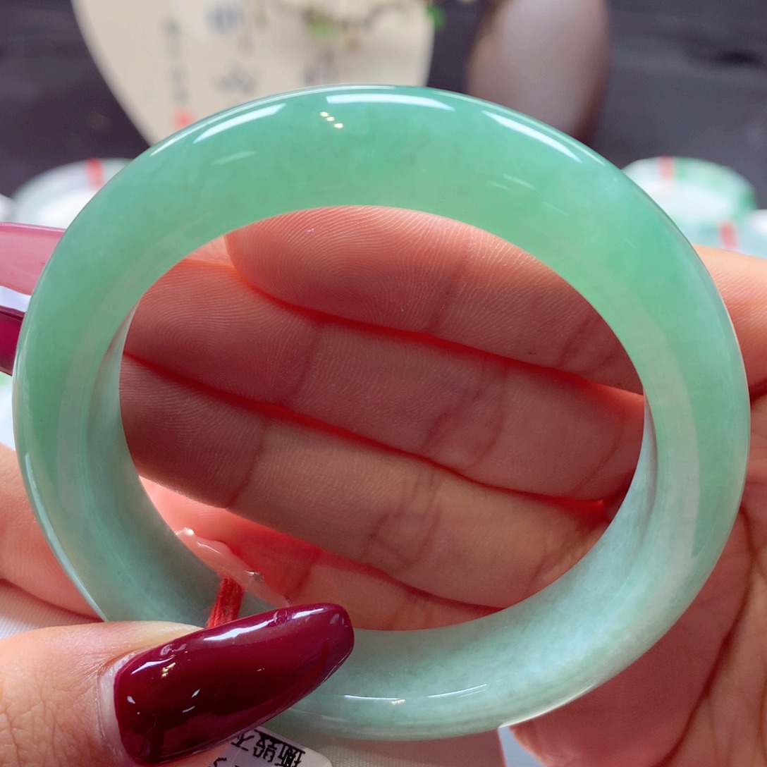 翡翠手镯未镶嵌泥鳅背23号66