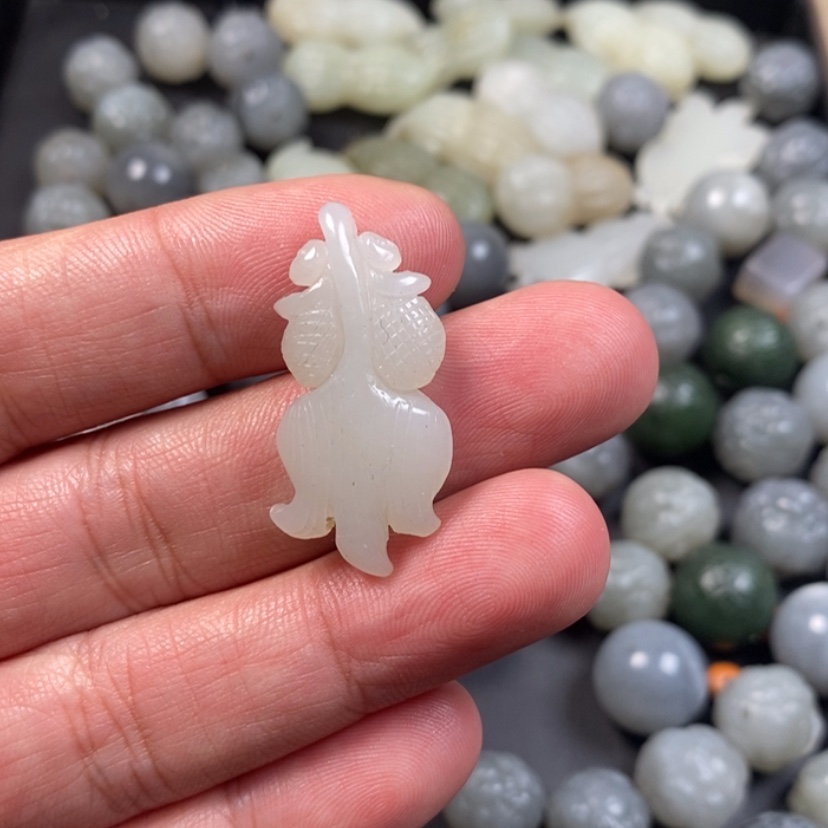 【闪购商品】和田玉挂件未镶嵌