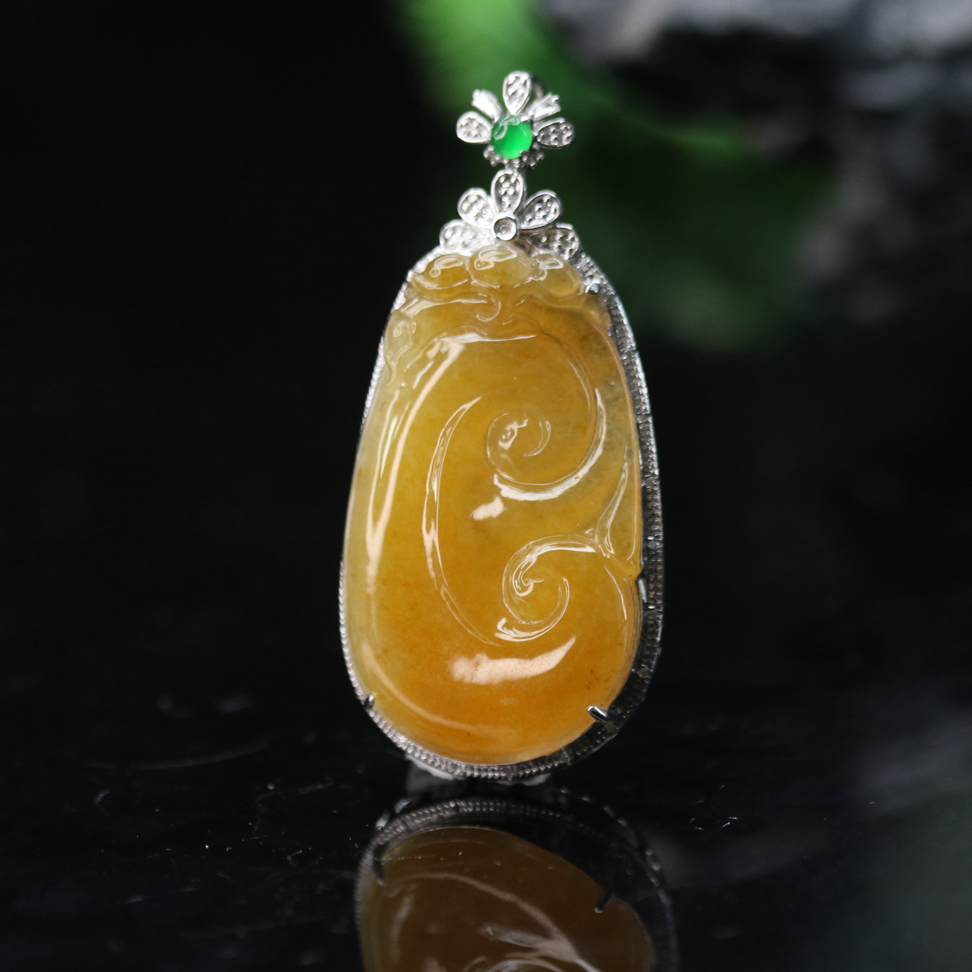 14天然缅甸翡翠A货18k黄翡如意/301052/上海嘉禾拍卖