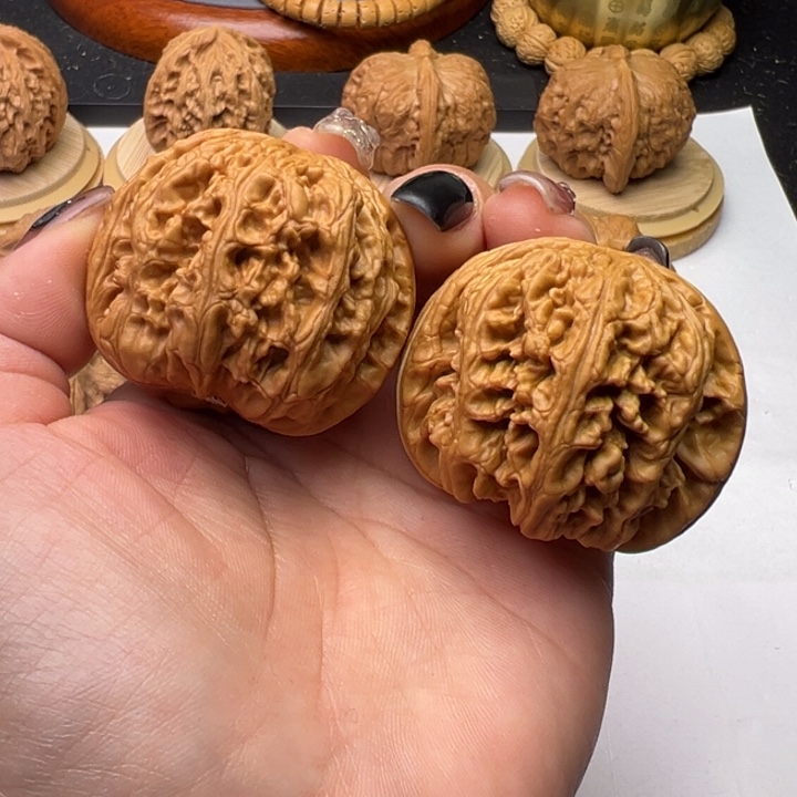文玩核桃把件粗筋43