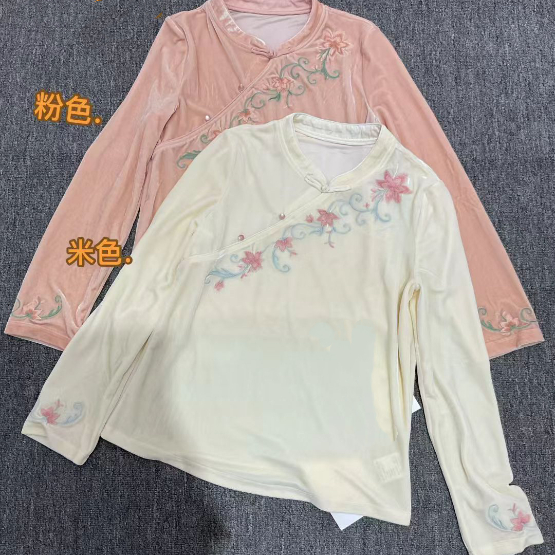 『蝶家』丝绒刺绣小衫7727