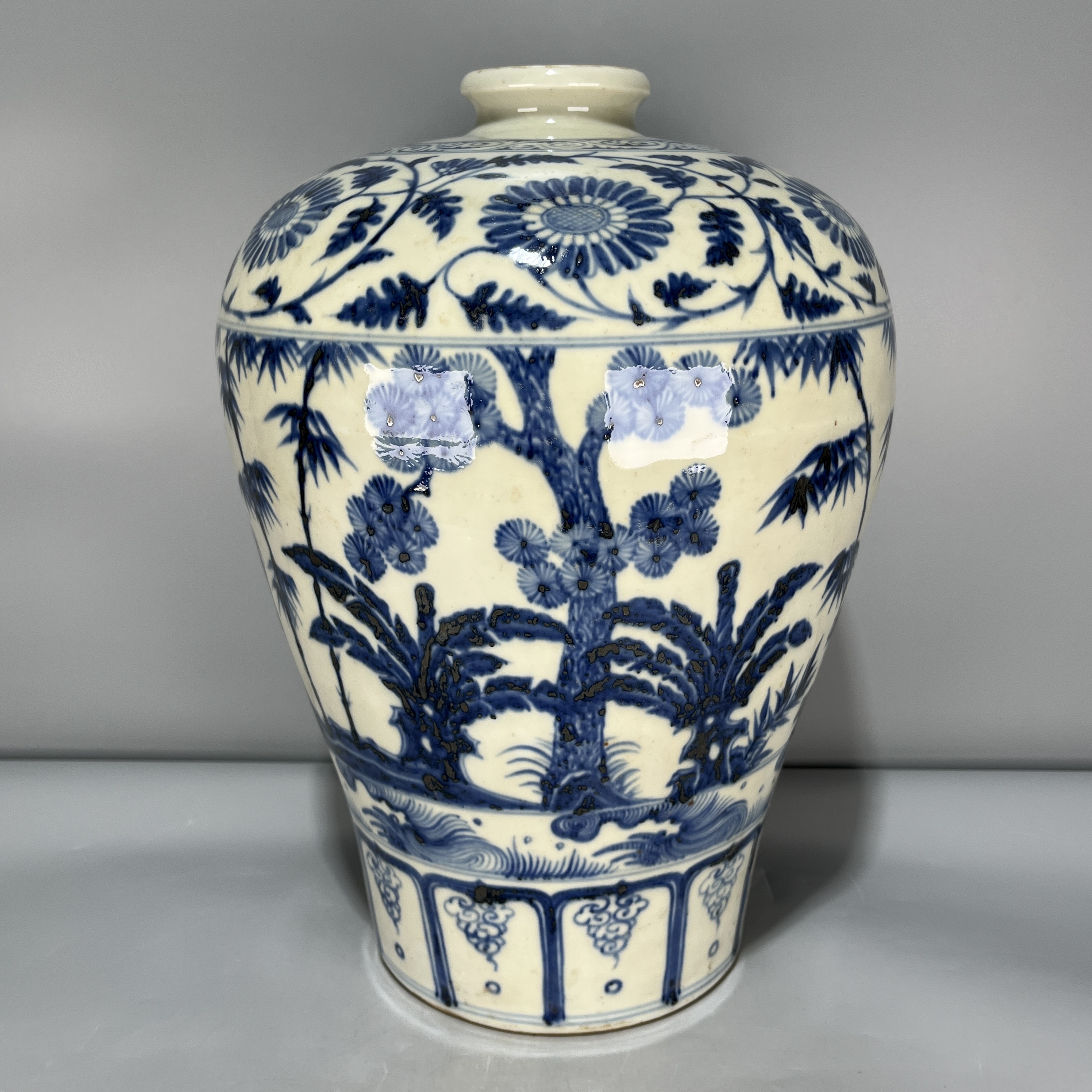 当代仿制 仿古青花松竹梅图梅瓶