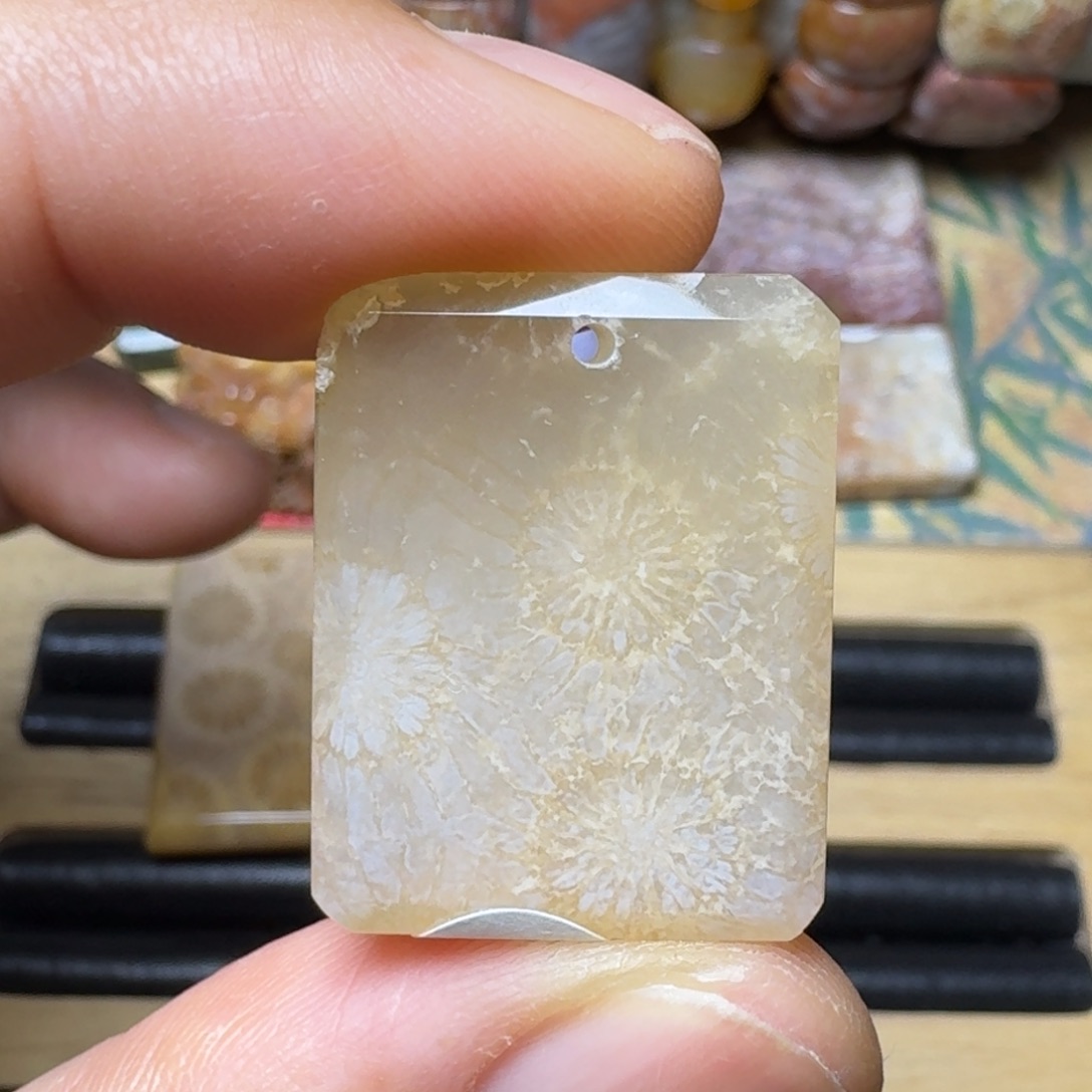 硅化玉天然有机玉石保真色未镶嵌