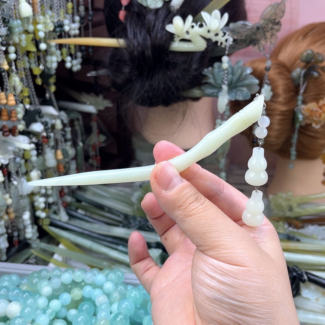 蛇纹石玉发饰未镶嵌默认微瑕岫玉发簪