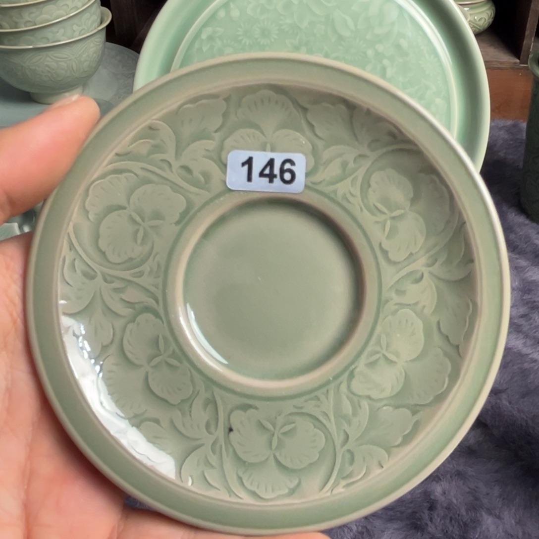 瓷手工托微瑕 146 号