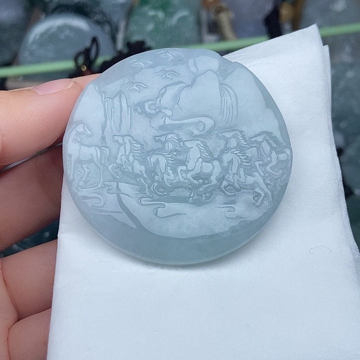 林***鼠翡翠未镶嵌颈饰翡翠