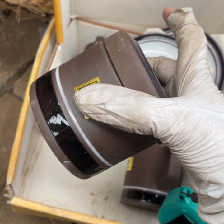 其他盘子碗砂锅都有