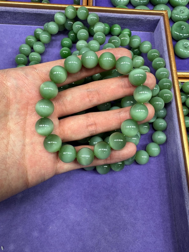 和田玉碧玉一线猫眼手串12mm（多样性其一发货）