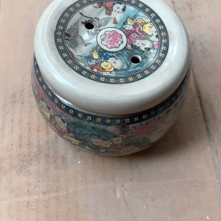 摆件我们的确需要一种勇气来