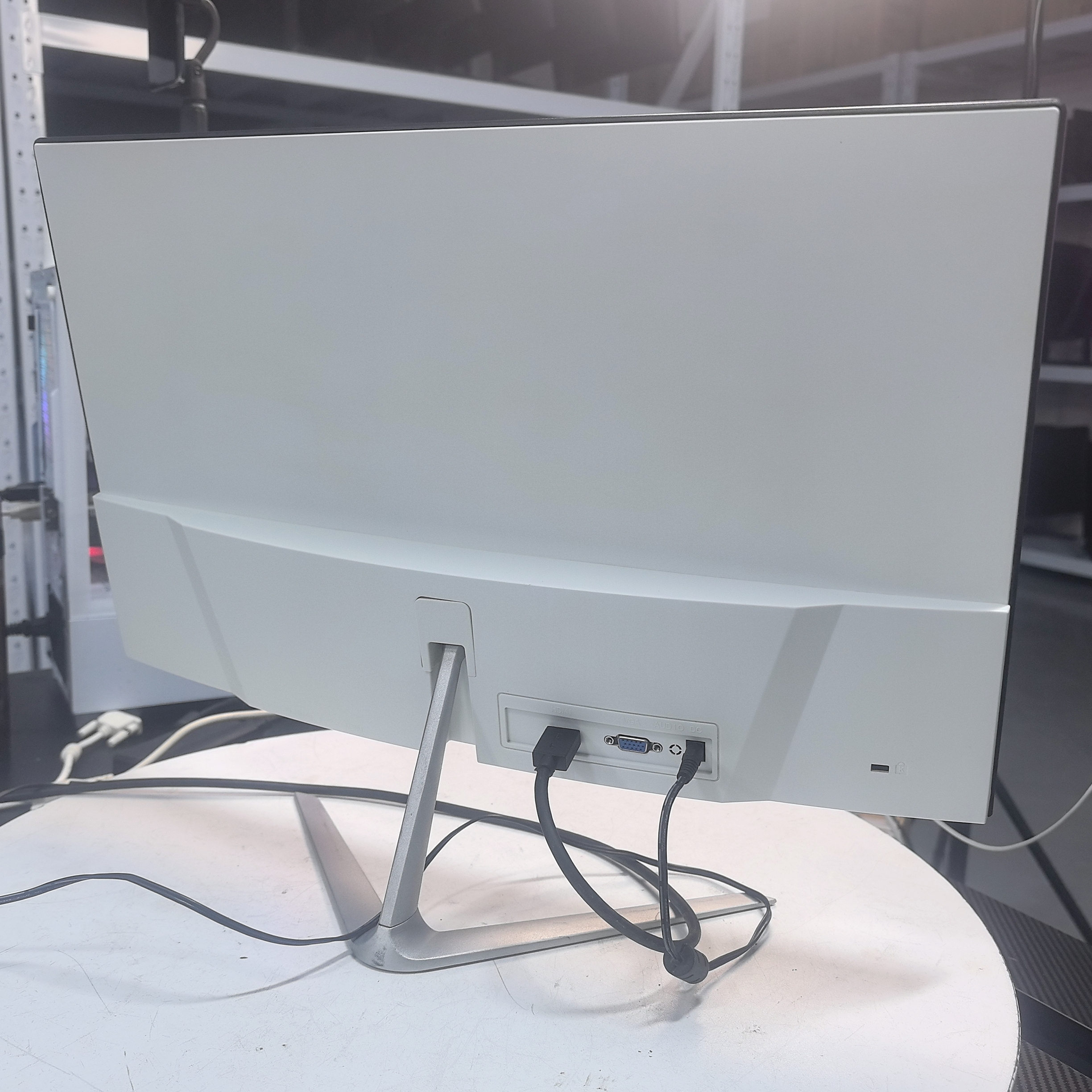 8新 唯冠 捡漏-唯冠23.5寸显示器超薄