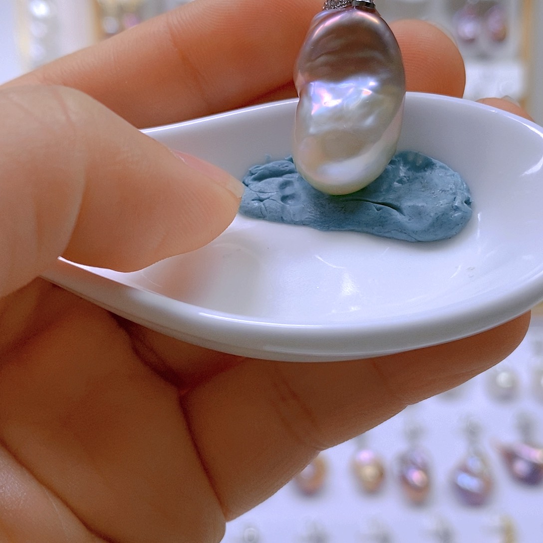 淡水珍珠颈饰合金