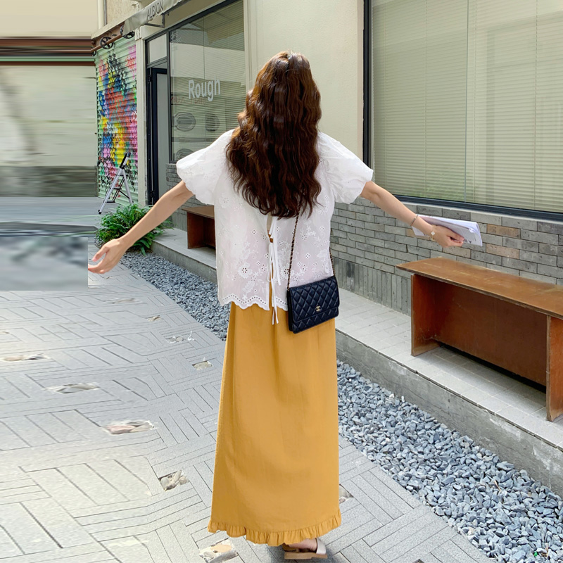 氛围感文艺范套装裙2025夏季女新款镂空蕾丝刺绣上衣南瓜色半身裙