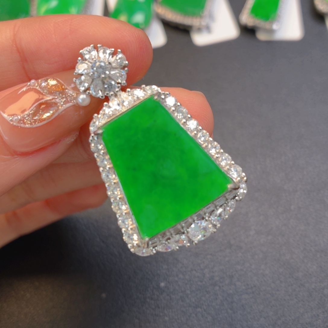 翡翠银S925镶嵌颈饰