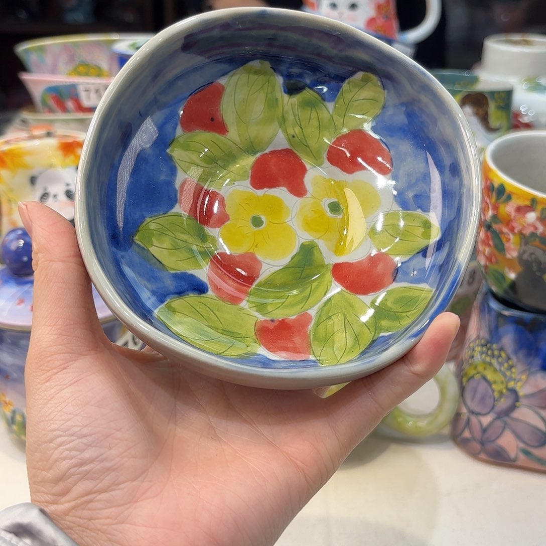 瓷片兔兔好可爱呀打