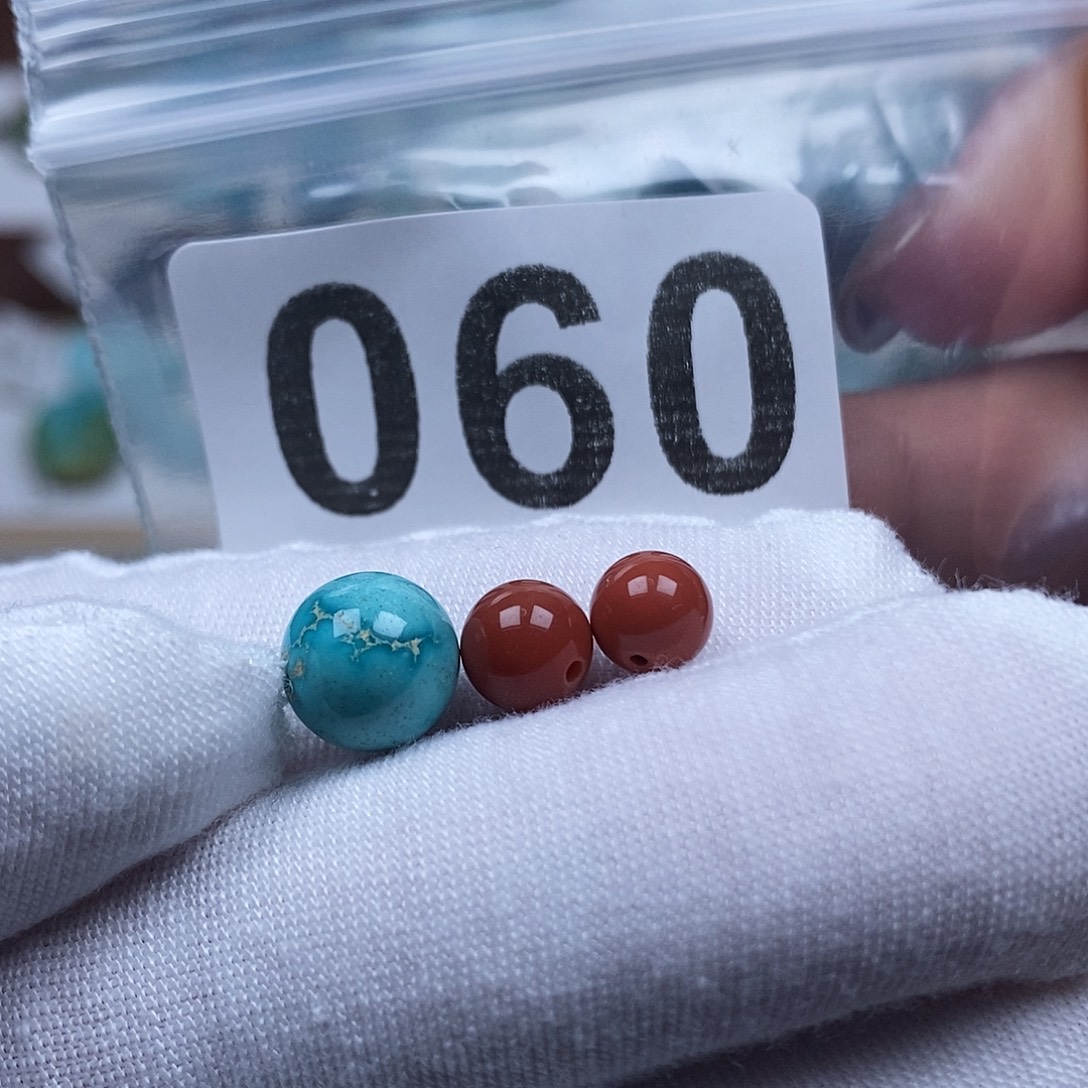 未镶嵌南红玛瑙珠宝奇石