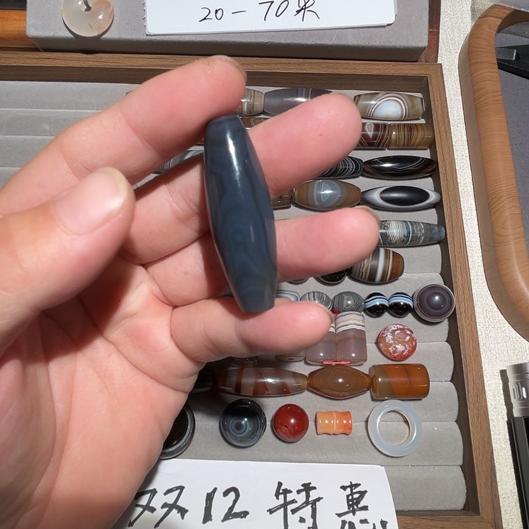 昵***置玛瑙/玉髓未镶嵌颈饰