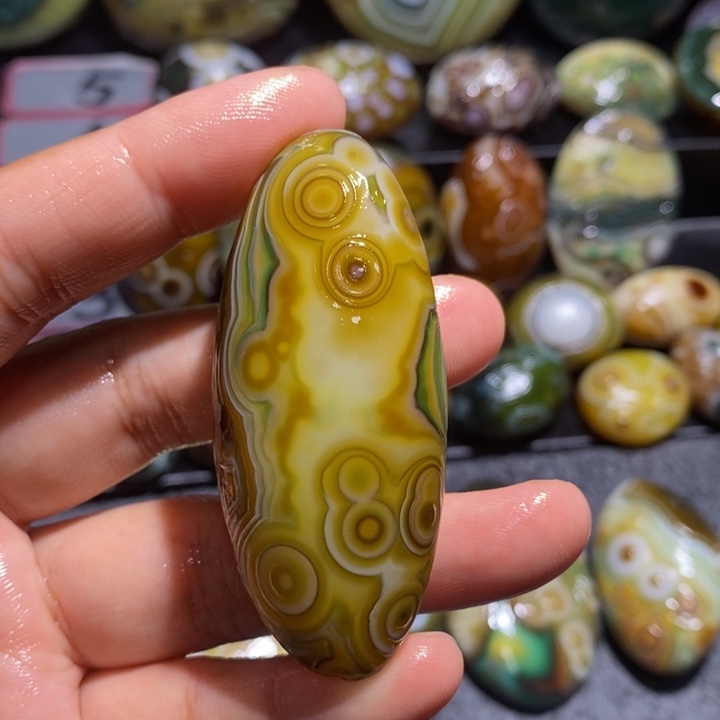 玛瑙/玉髓未镶嵌珠宝半成品34