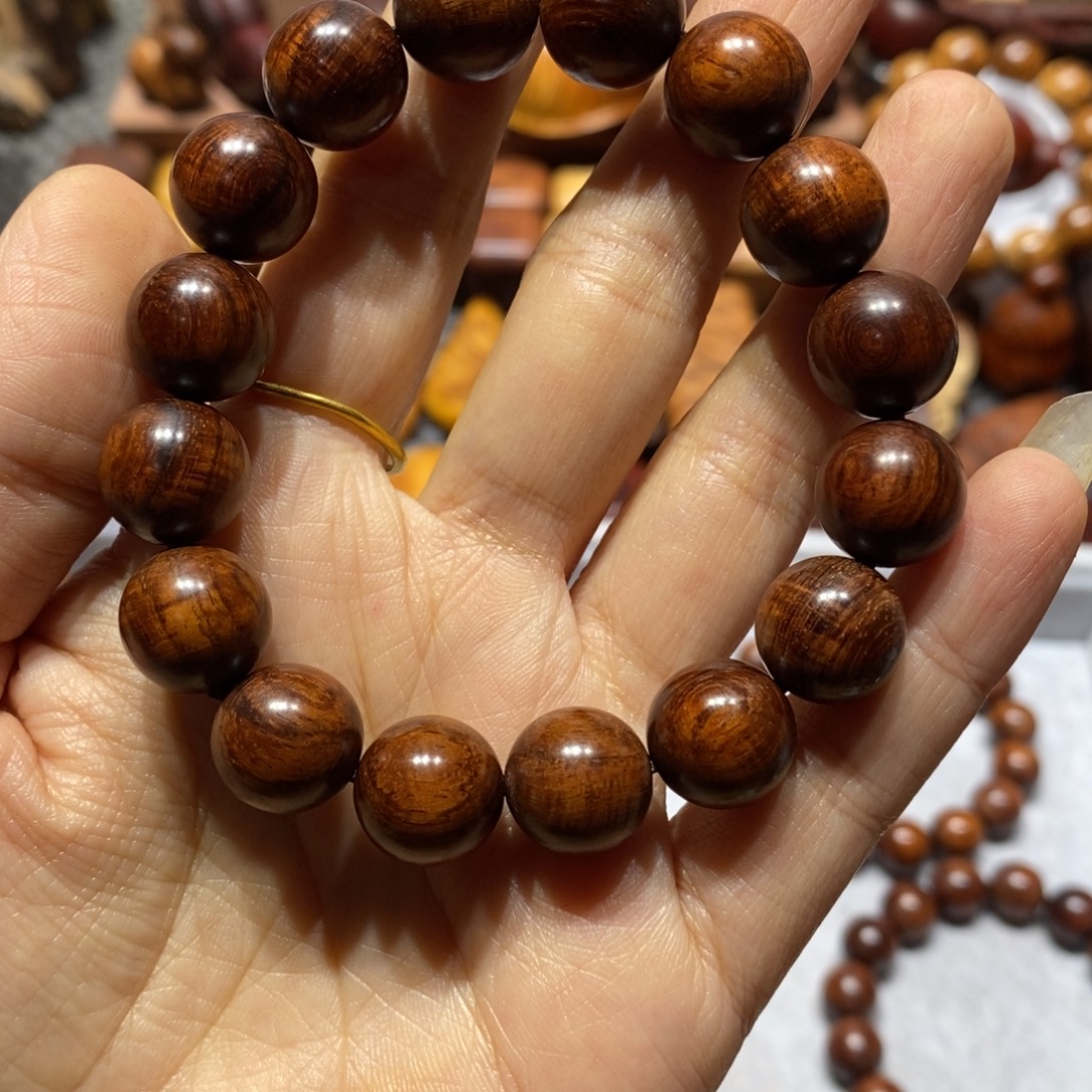 L***f黄花梨/降香黄檀木