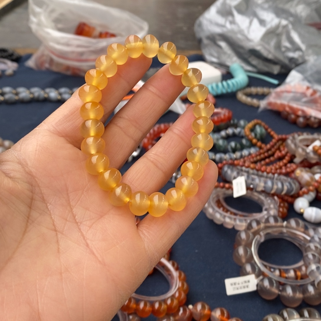 金***烂玛瑙/玉髓未镶嵌手链