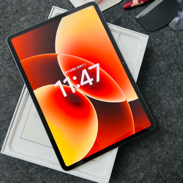 9新 Xiaomi/小米  Pad 8 柔光版 骁龙8 Gen4 144Hz 3.2K屏 2025版