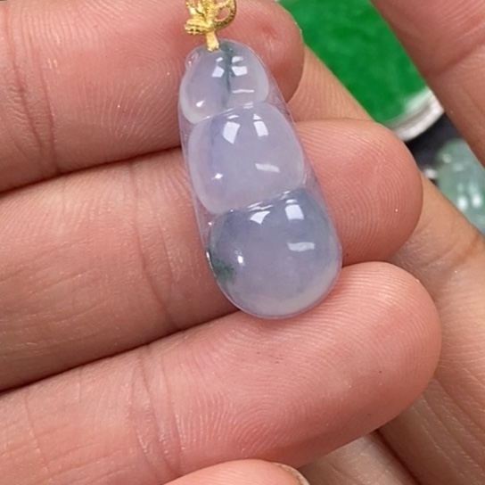 翡翠18K金镶嵌颈饰吊坠