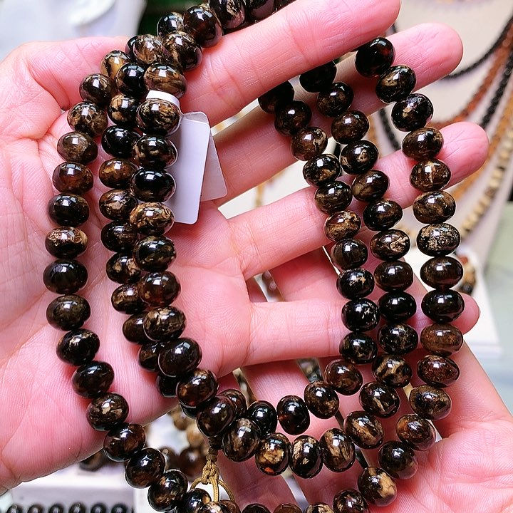 琥珀裸石未镶嵌抚顺琥珀