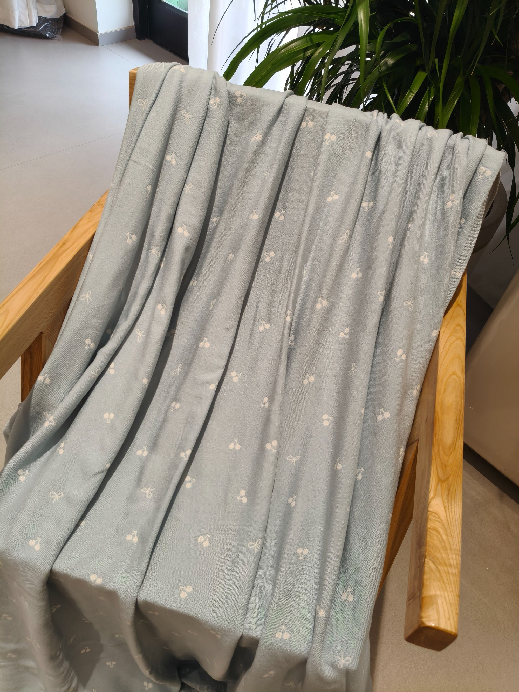 高质量透气舒适竹纤维冷感毯 150*200