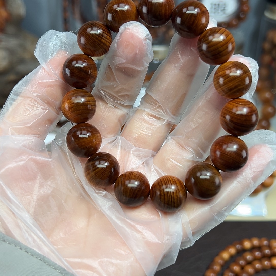柏木（崖柏）1.5黑金刚高结油  熟香料