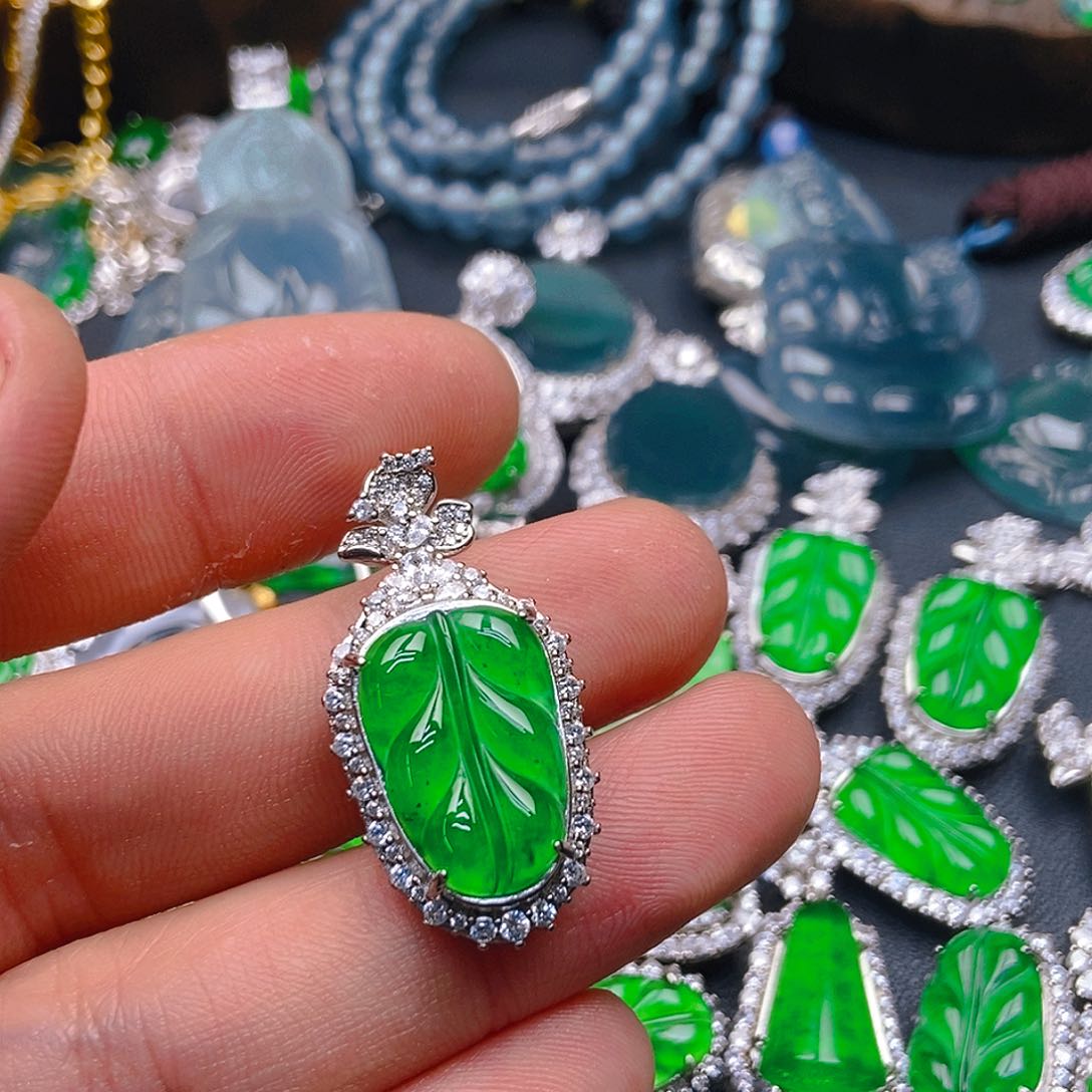 翡翠吊坠(不含链)未镶嵌357吊坠