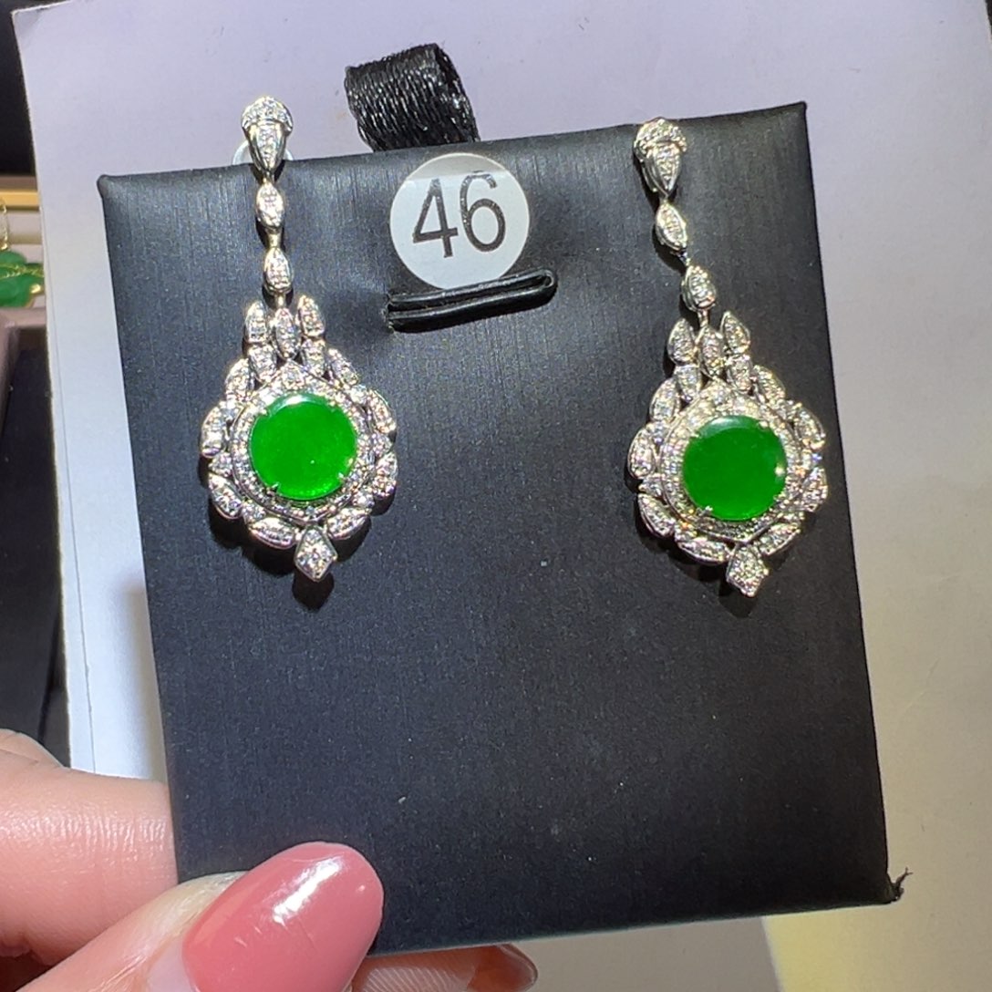 翡翠颈饰18K金镶嵌耳环