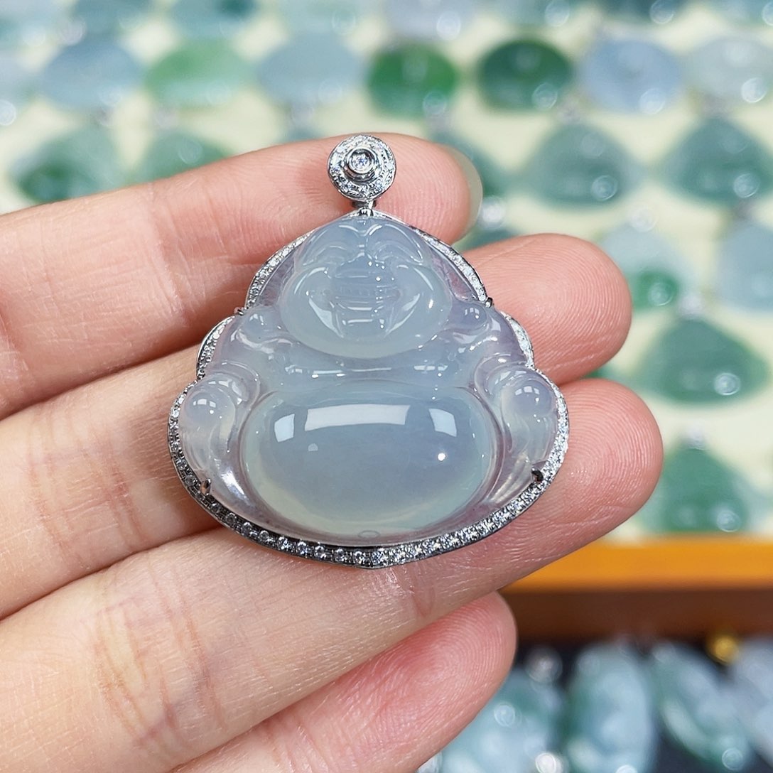 翡翠颈饰18K金镶嵌吊坠