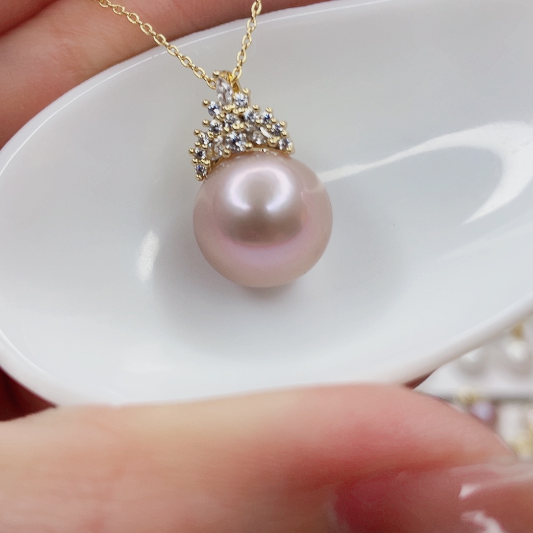 淡水珍珠吊坠(赠链)18K金镶嵌