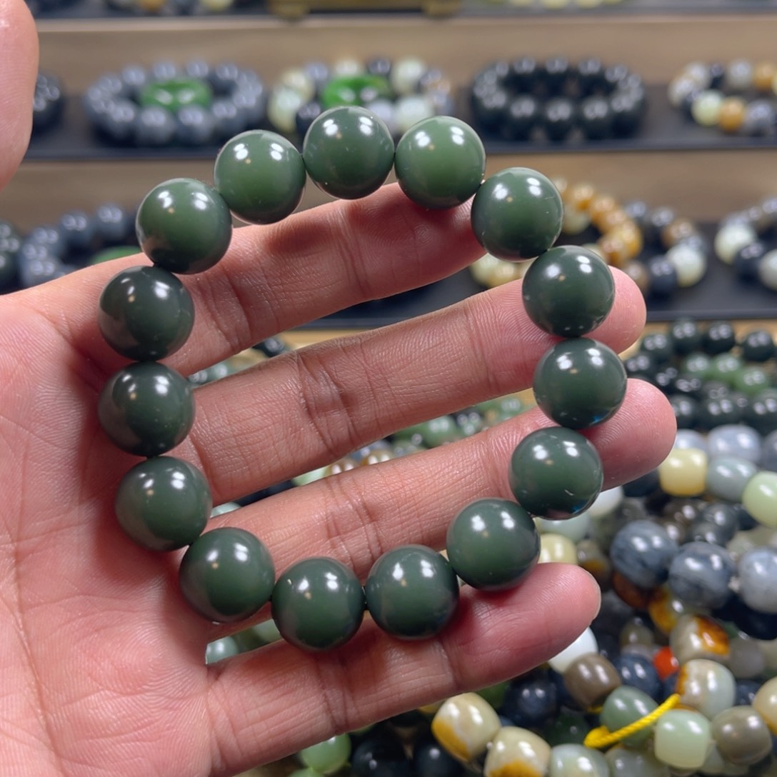 和田玉手串未镶嵌