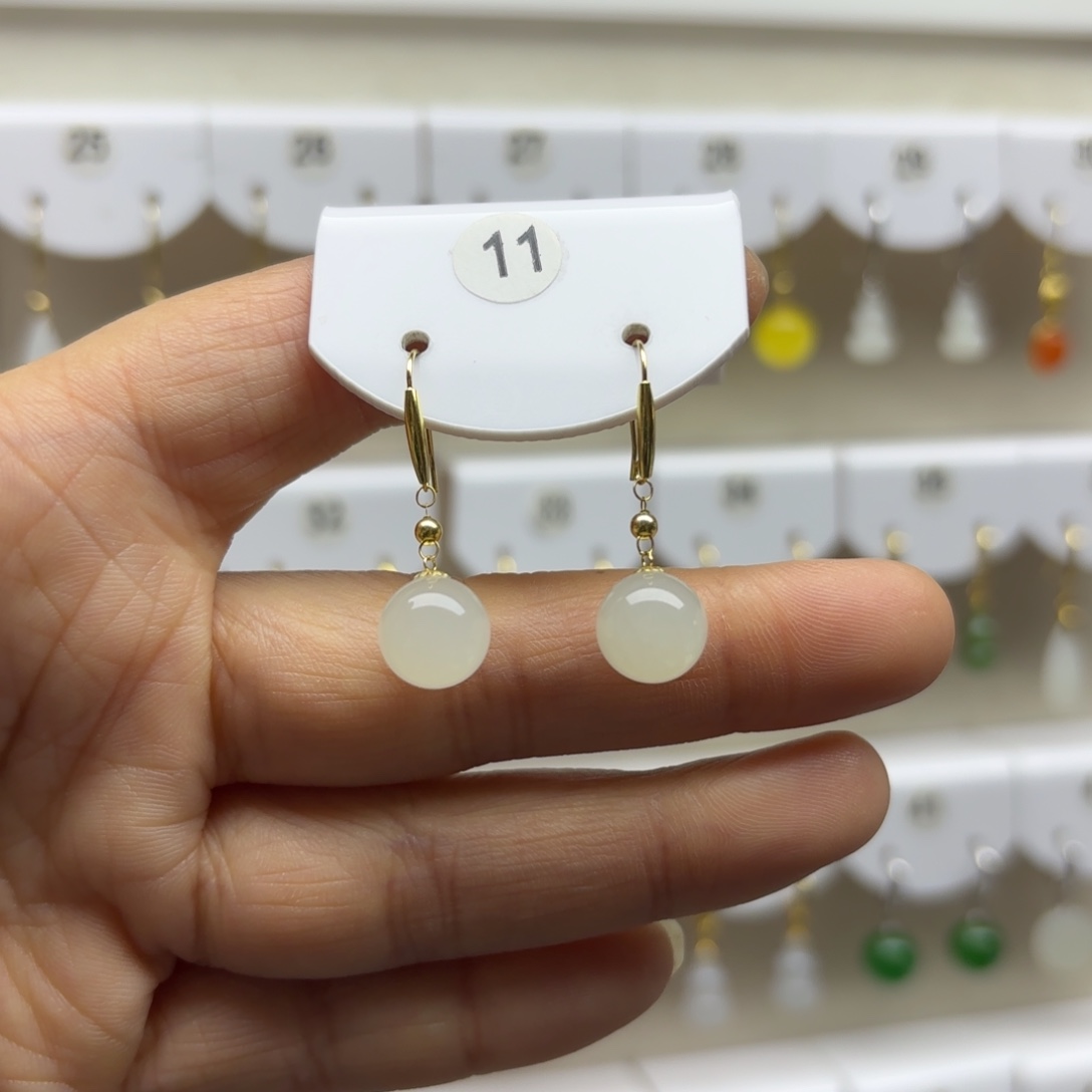 和田玉18K金镶嵌耳饰