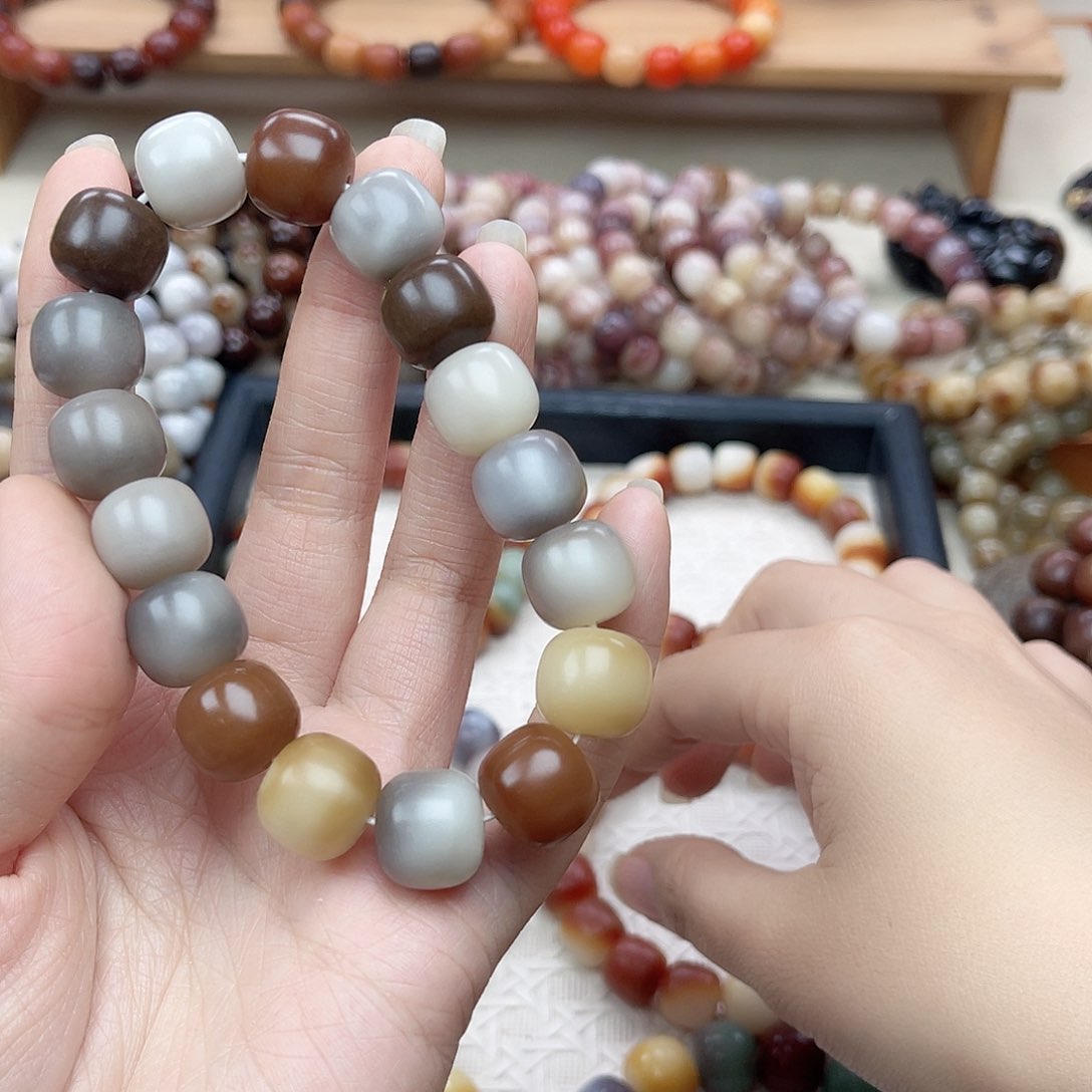 手串白玉菩提359