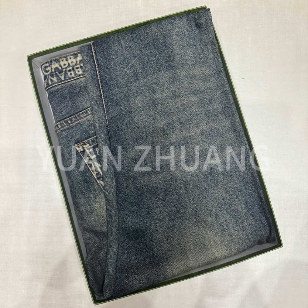 爆小G秋冬新款欧货新款时尚百搭轻奢潮牌中腰小直筒洗水牛仔裤