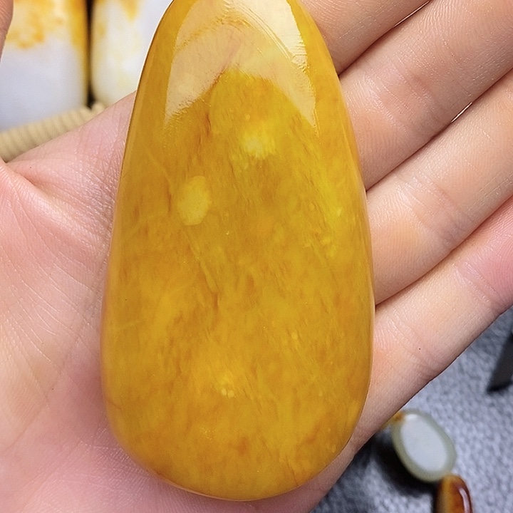 未镶嵌和田玉挂件